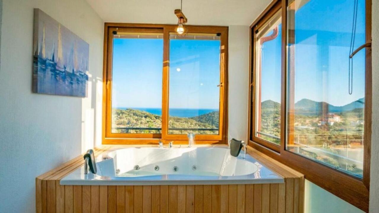 Villa Tanyeri Каш Екстериор снимка
